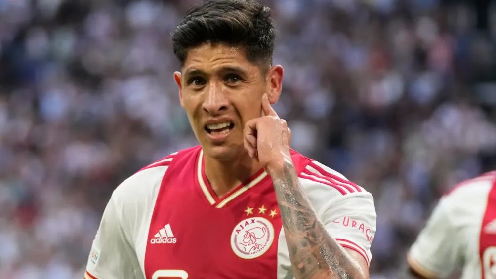 Edson Álvarez con el Ajax