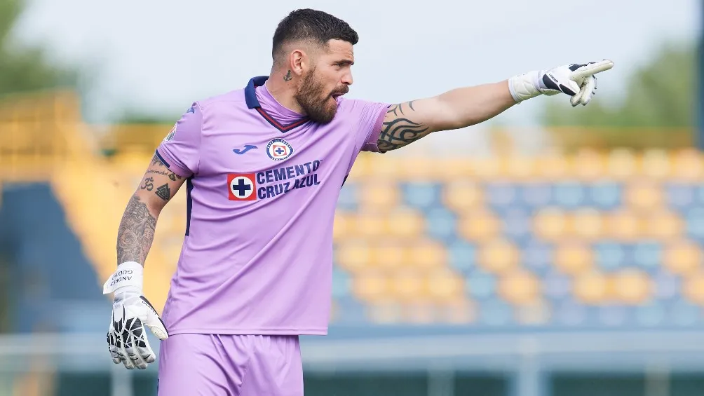 Andrés Gudiño peleará por la titularidad