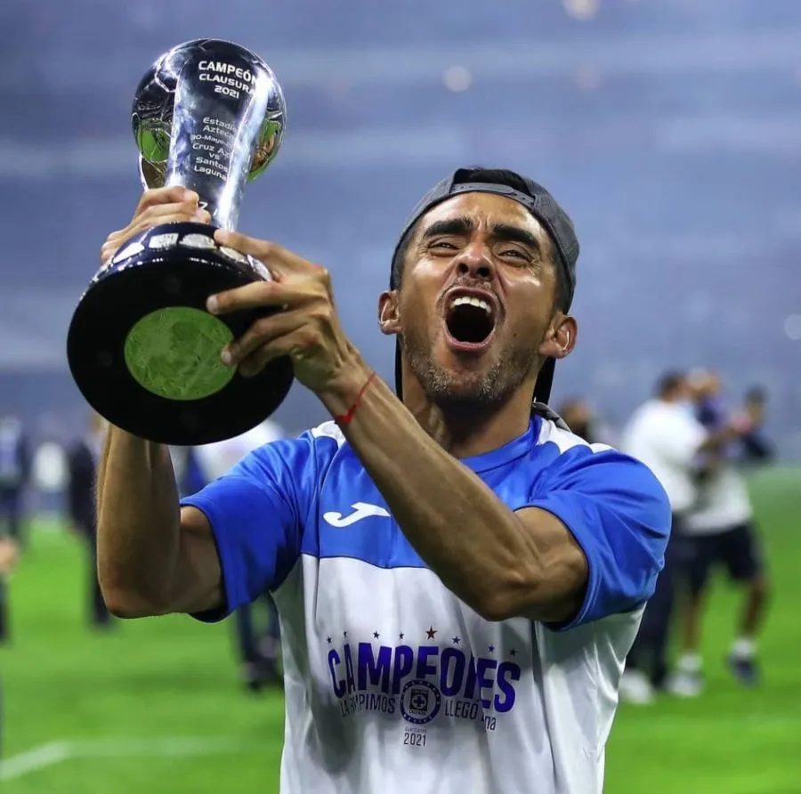 Rafa Baca se fue de Cruz Azul luego de 9 años