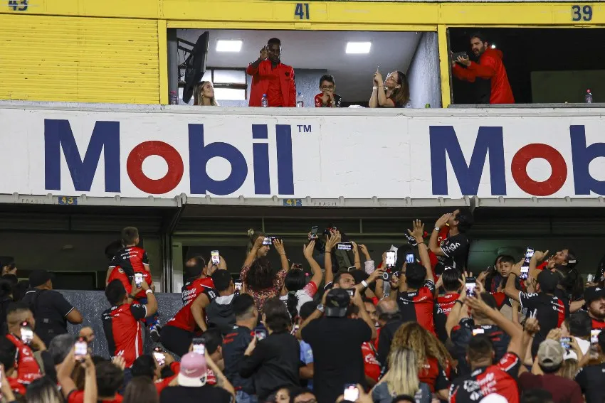 MEXSPORT Quiñones fue homenajeado por Atlas