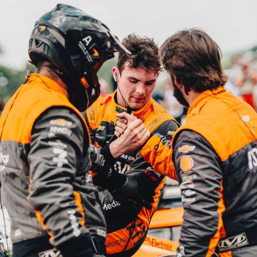 Pato O'Ward largó en el sitio 25