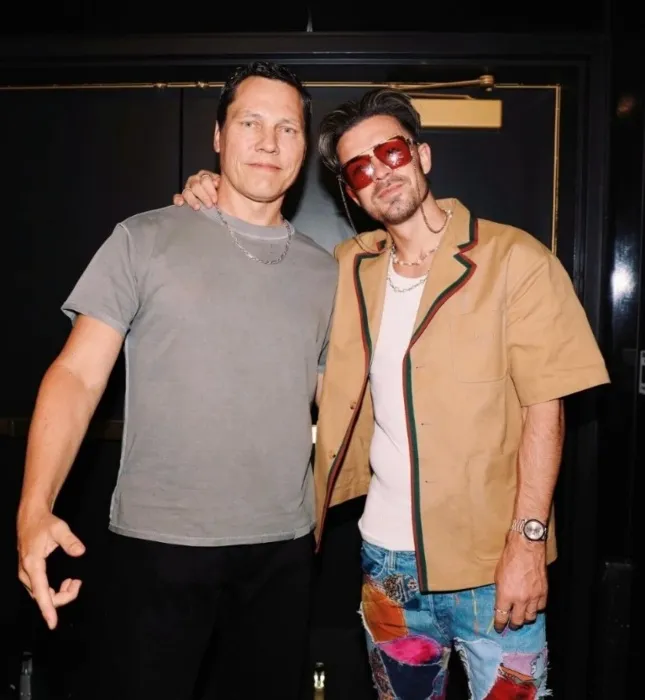 Grealish con DJ Tiesto