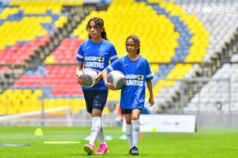 Presentación oficial del balón