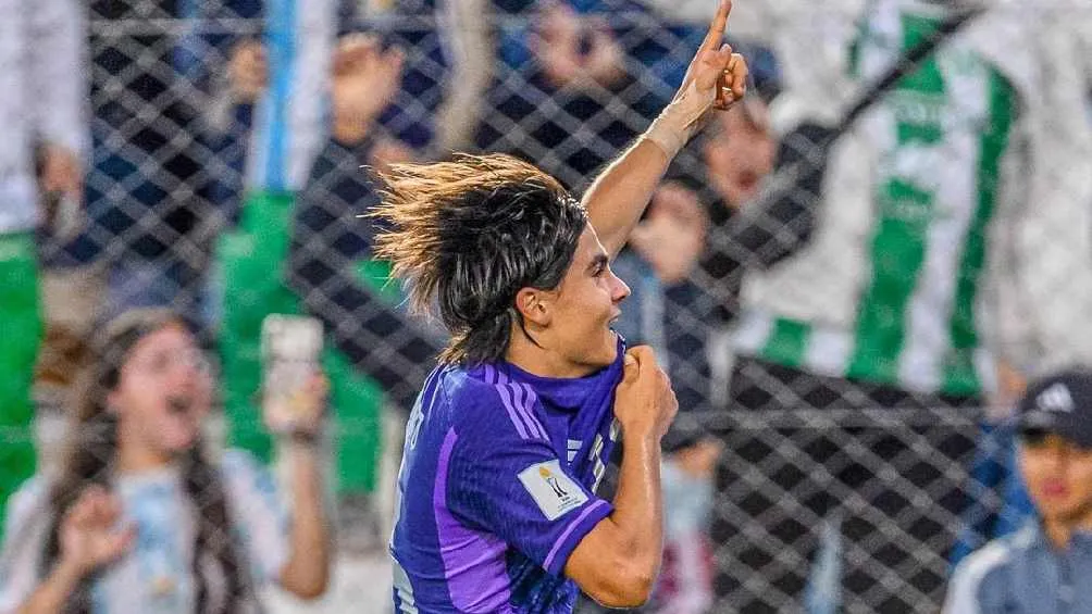 El delantero ya jugó con Argentina