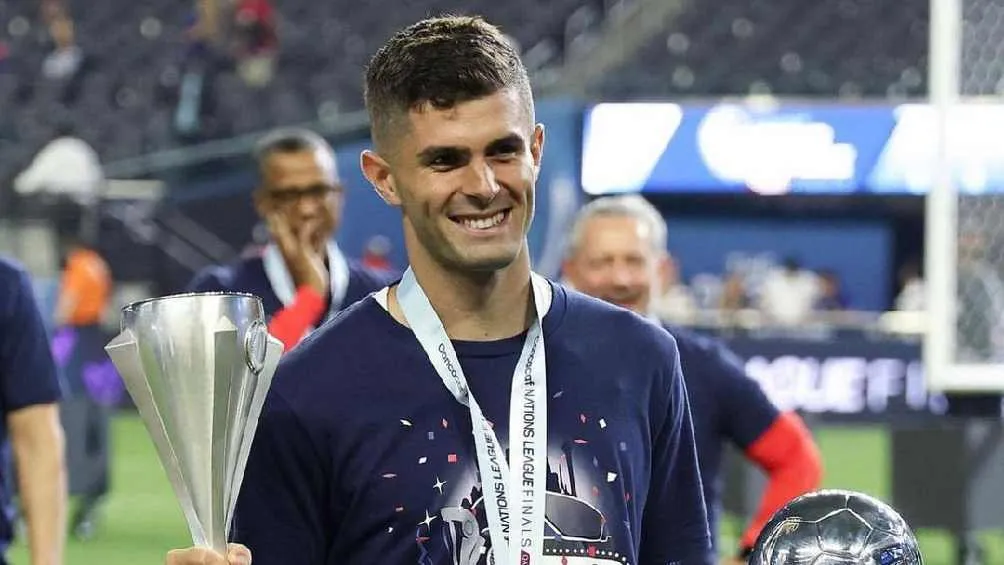 El delantero llega al Milan