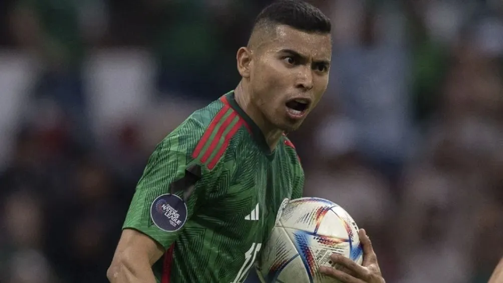 MEXSPORT Orbelín durante un partido con la Selección