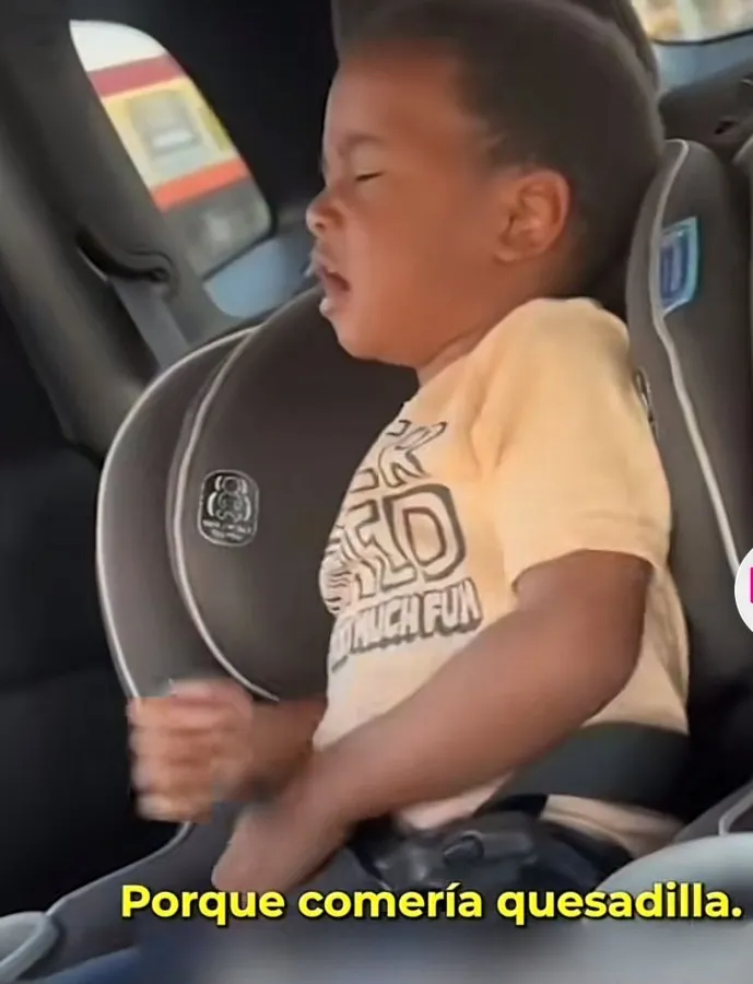 Niño etíope ama las quesadillas