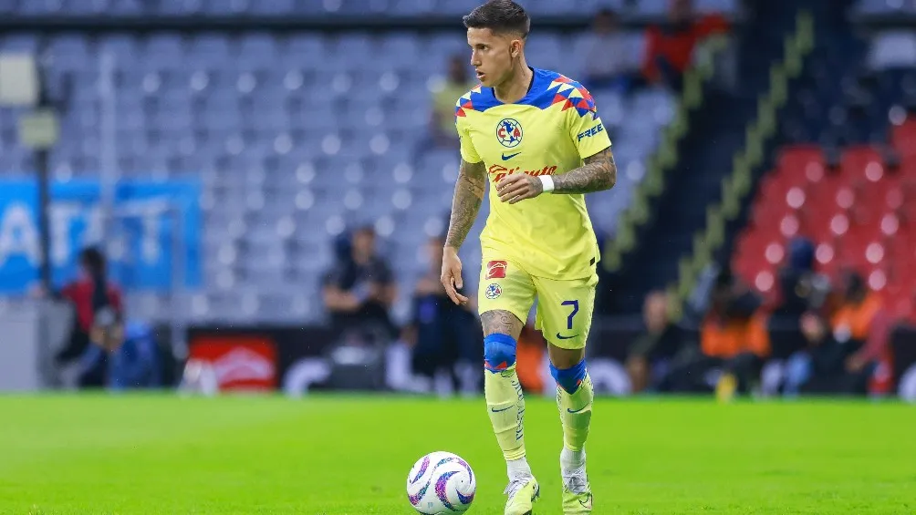 Brian Rodríguez durante un partido