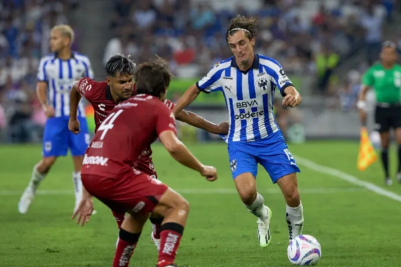 Monterrey enfrentando al Atlas