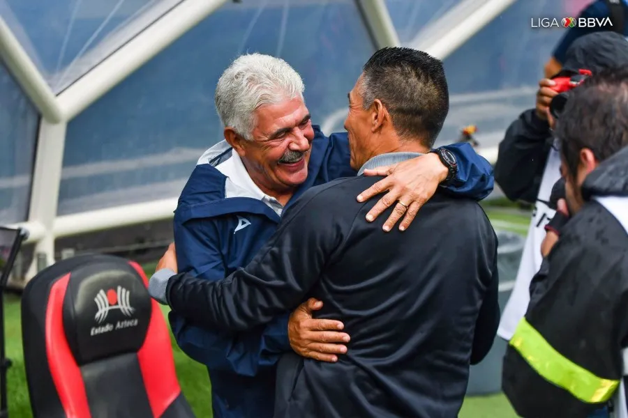 Ignacio Ambriz y Tuca Ferretti en el AP 2023