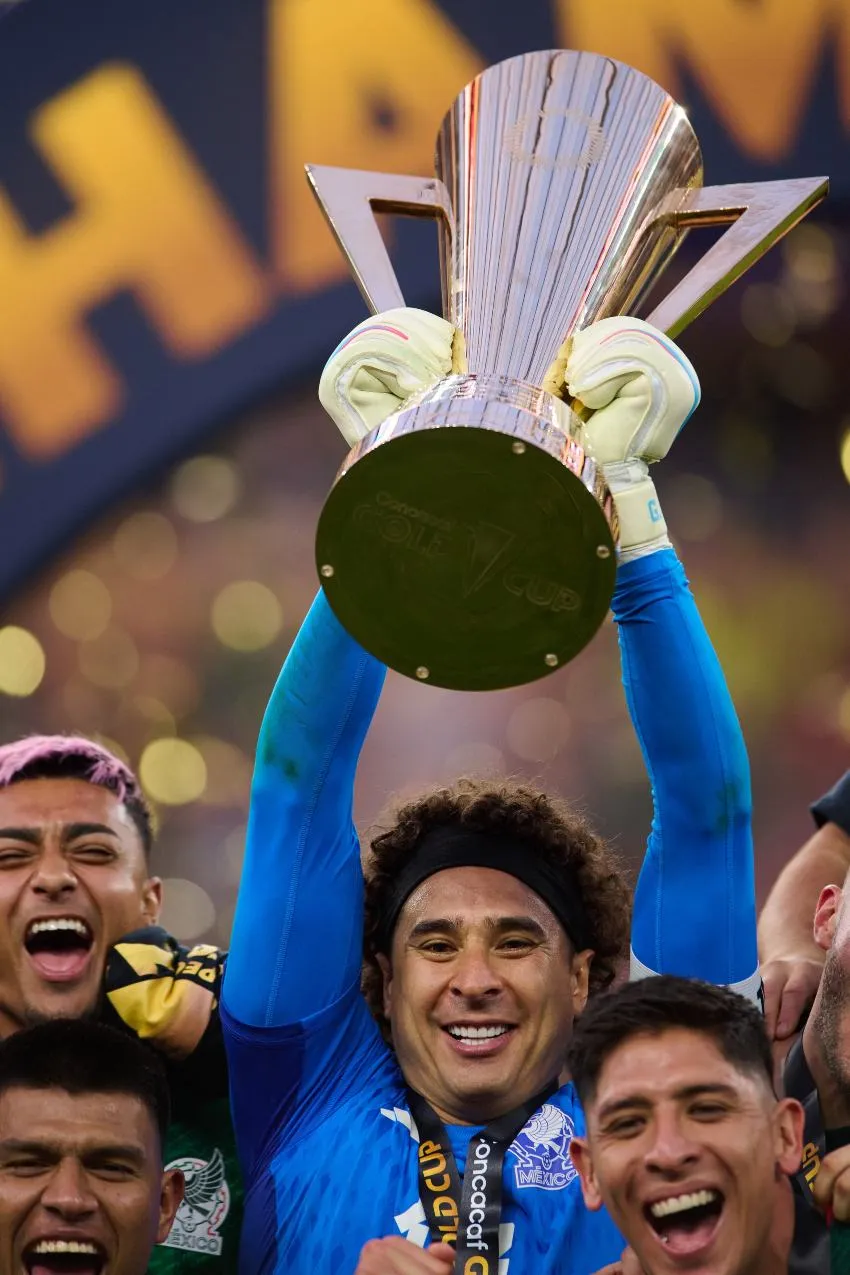 Ochoa, máximo mexicano campeón de la Copa Oro