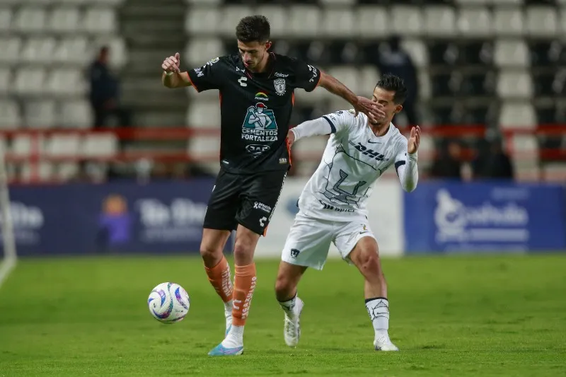 Pachuca contra Pumas en el AP23