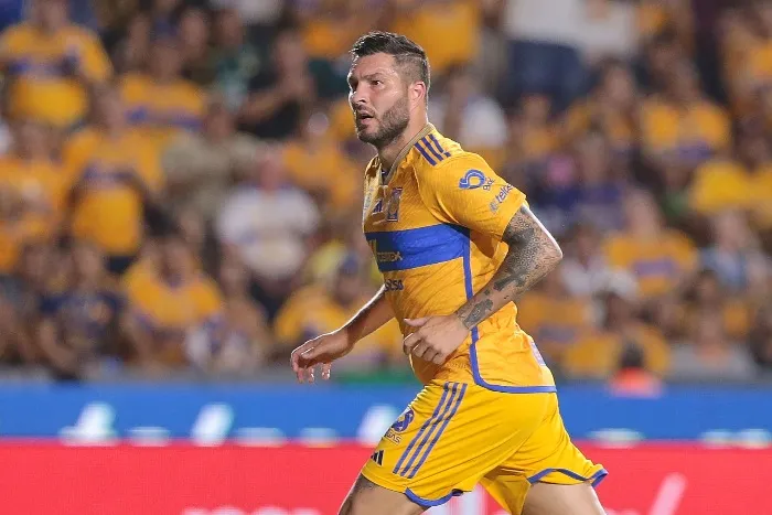 Gignac durante el partido