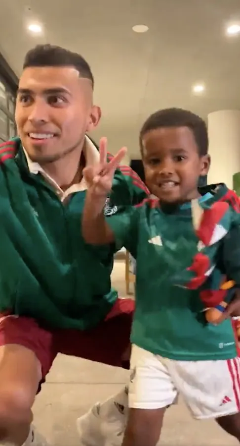 Orbelín junto al pequeño