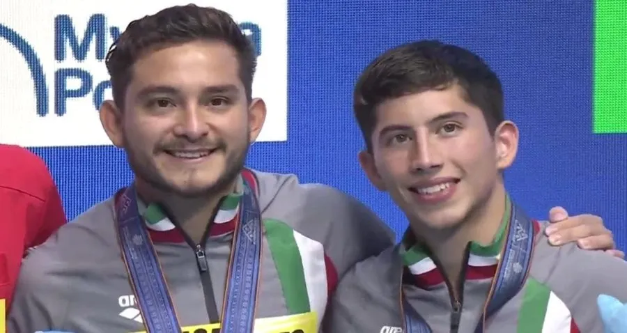 TWITTER: @COM_Mexico Randall Willars y Kevin Berlin