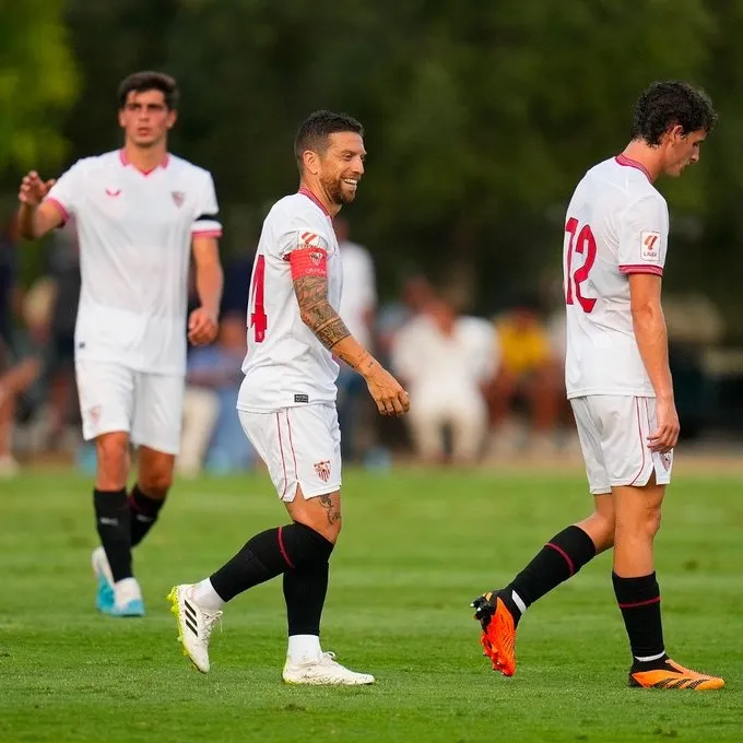 Sevilla enfrentando al AD Ceuta