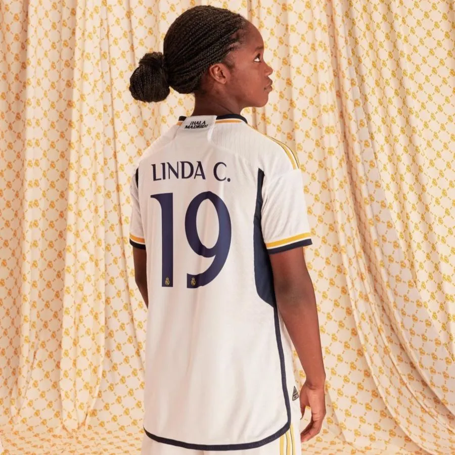 Linda Caicedo tiene apenas 18 años