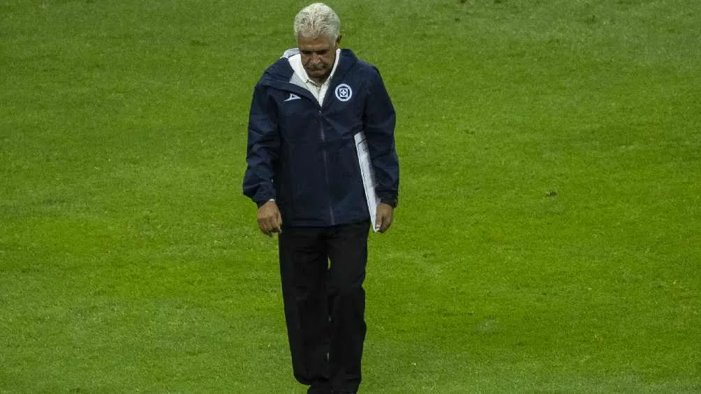 ARCHIVO RÉCORD Ferretti busca llevar al Cruz Azul a un título