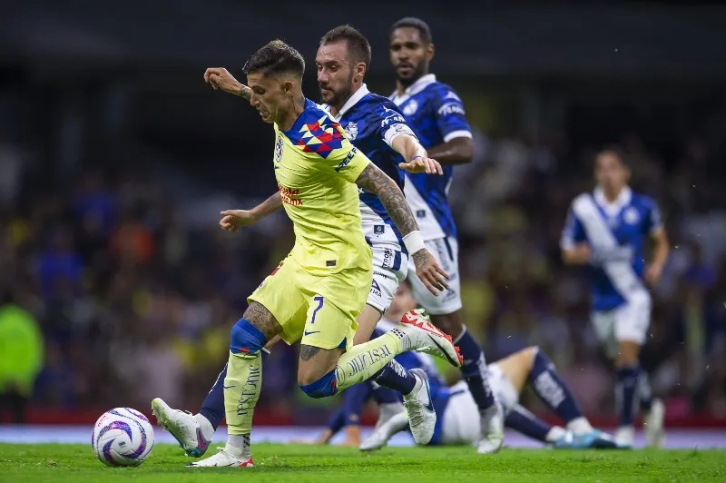 Rodríguez jugando para el América