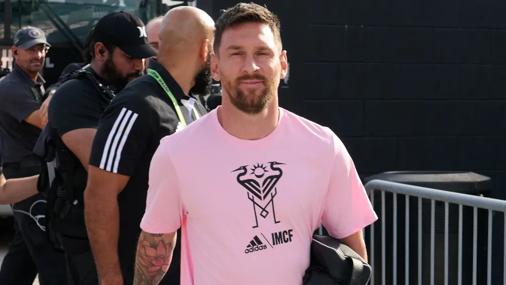 Lionel Messi arribando al partido