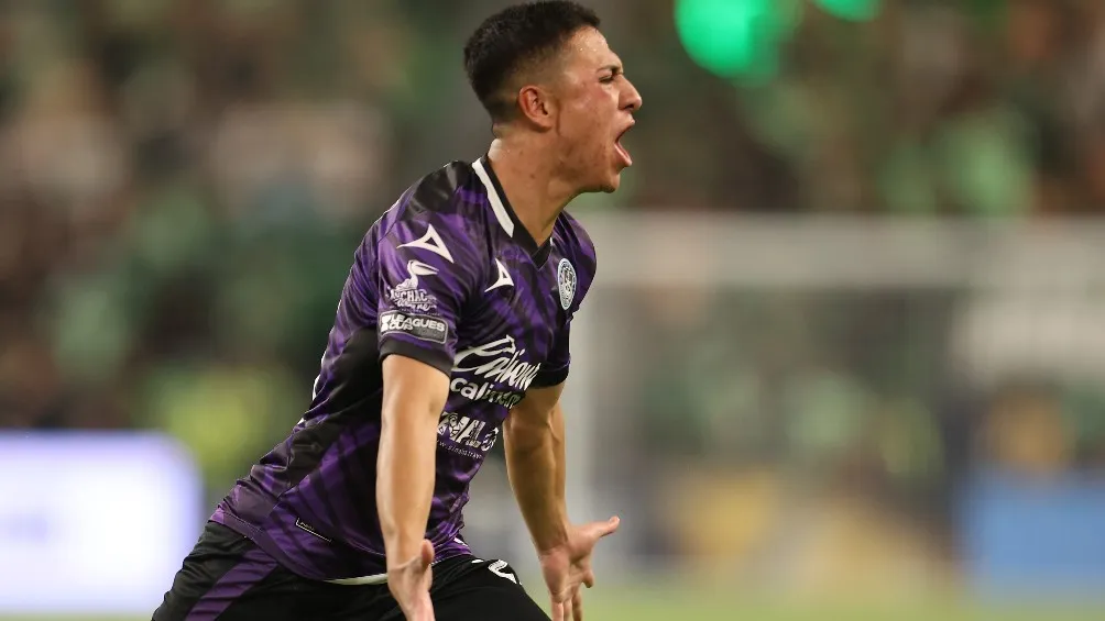 Andrés Montaño celebra el gol