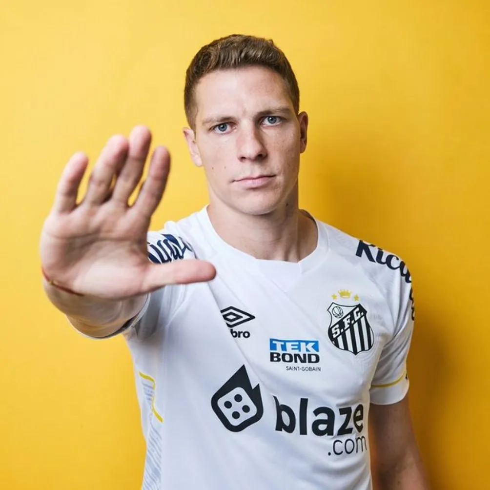Furch como nuevo jugador del Santos