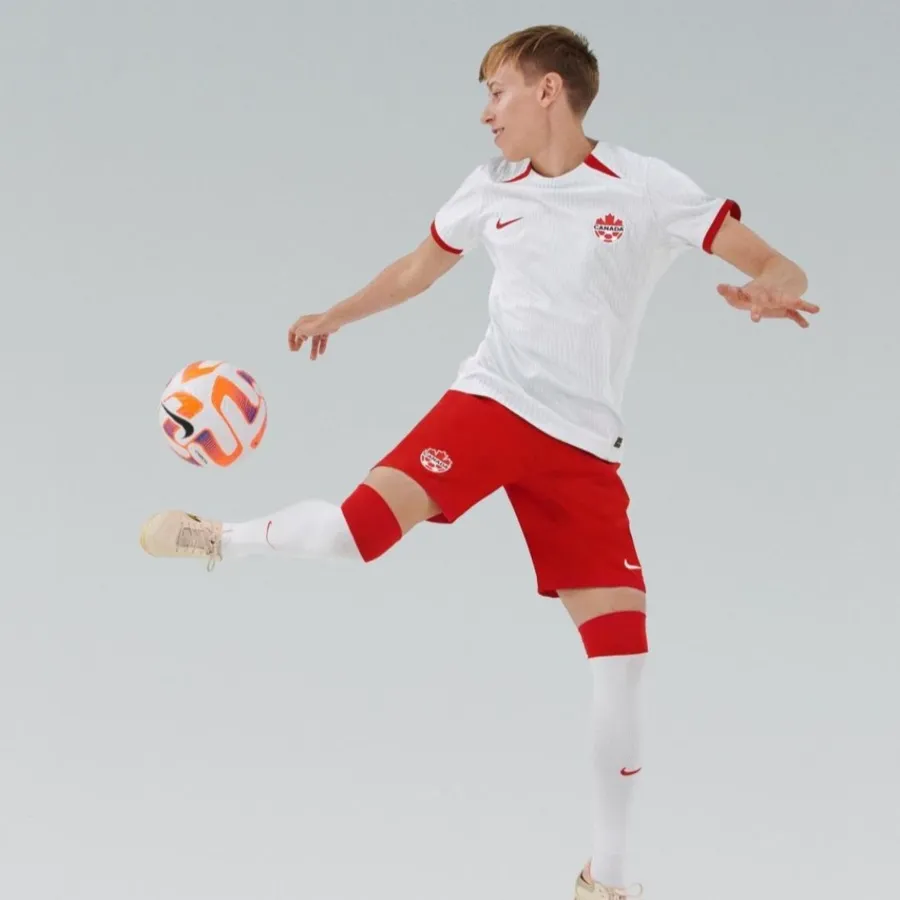 Quinn de la Selección de Canadá