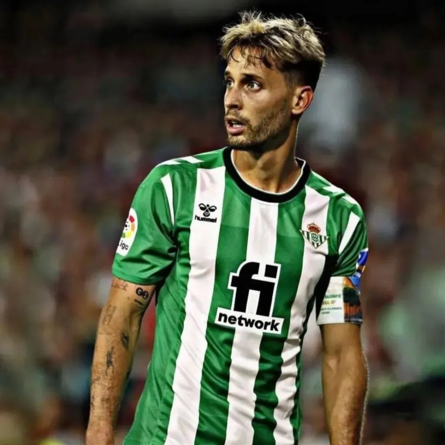 INSTAGRAM: @sergiocanalesoficial Canales está a una firma de llegar a Rayados