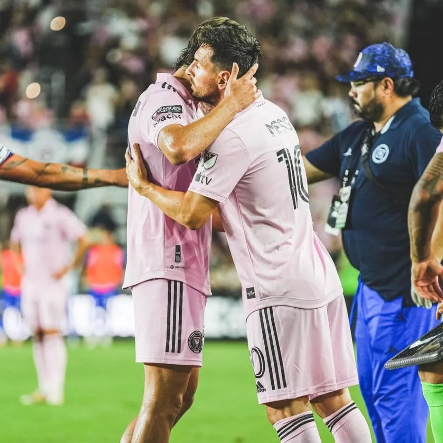 Messi entró de cambio por Cremaschi