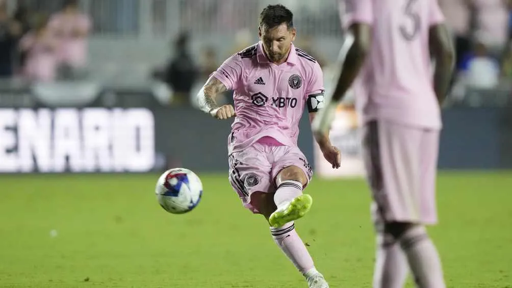 Messi le dio la victoria a su equipo