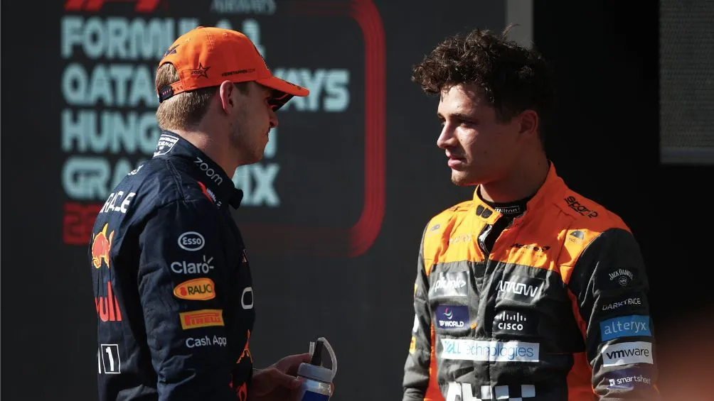 Verstappen encara a Norris tras lo ocurrido en la premiación