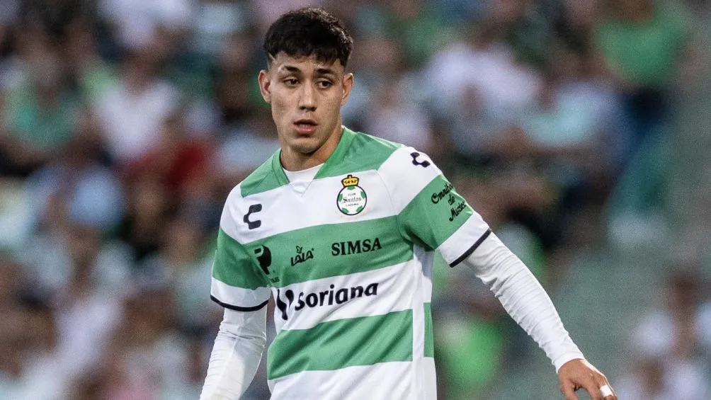 MEXSPORT Omar Campos en un encuentro con Santos Laguna