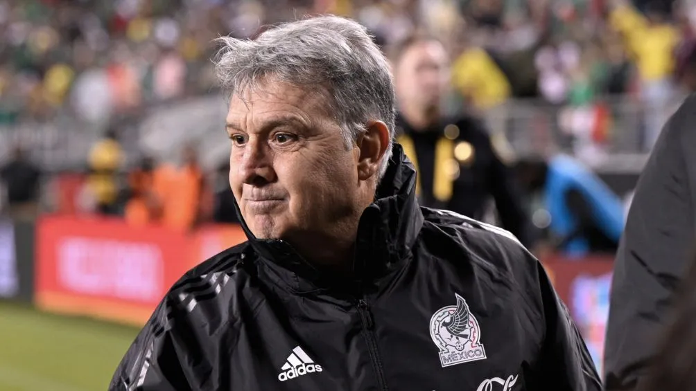 Gerardo Martino tras un partido con el Tri