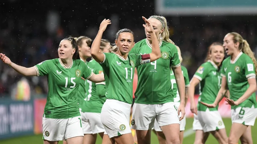 La jugadora irlandesa celebra su anotación