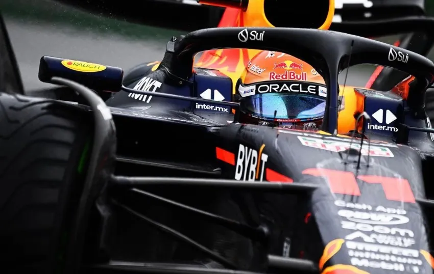 La prensa internacional asegura que volvió el Checo de antaño