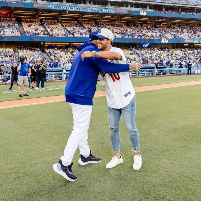 Carlos Vela en el Dodger Stadium