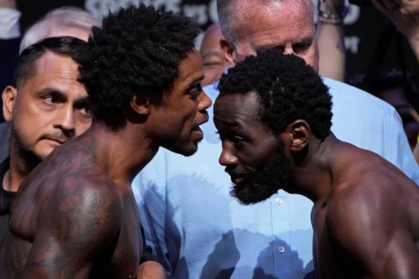 Errol Spence Jr. y Terence Crawford superaron la báscula