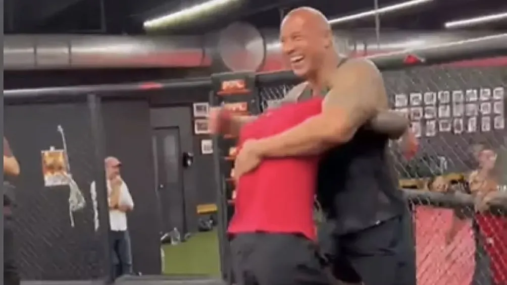 La roca abraza a Gorimbo