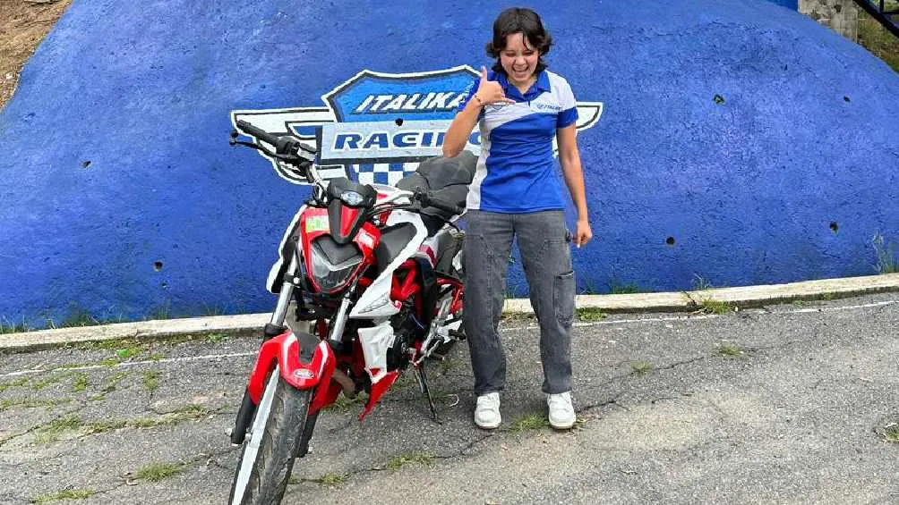 Varón corre desde los 5 años