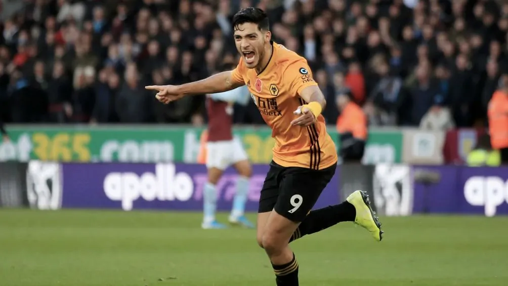Jiménez celebrando un gol con el Wolverhampton