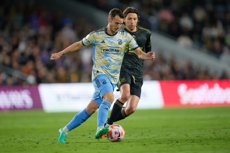 MEXSPORT Dániel Gazdag jugando con el Philadelphia Union