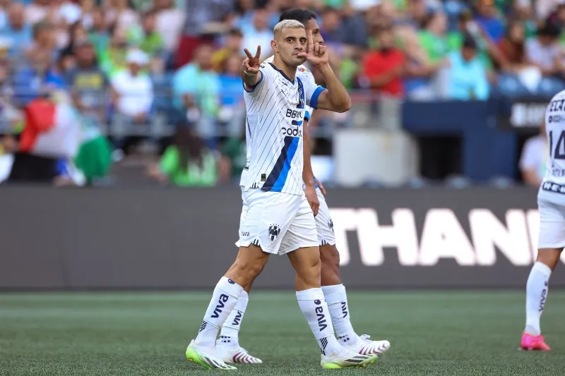 MEXSPORT Germán jugando con el Monterrey