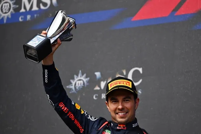 TWITTER @SChecoPerez Pérez quedó segundo lugar en el GP de Bélgica