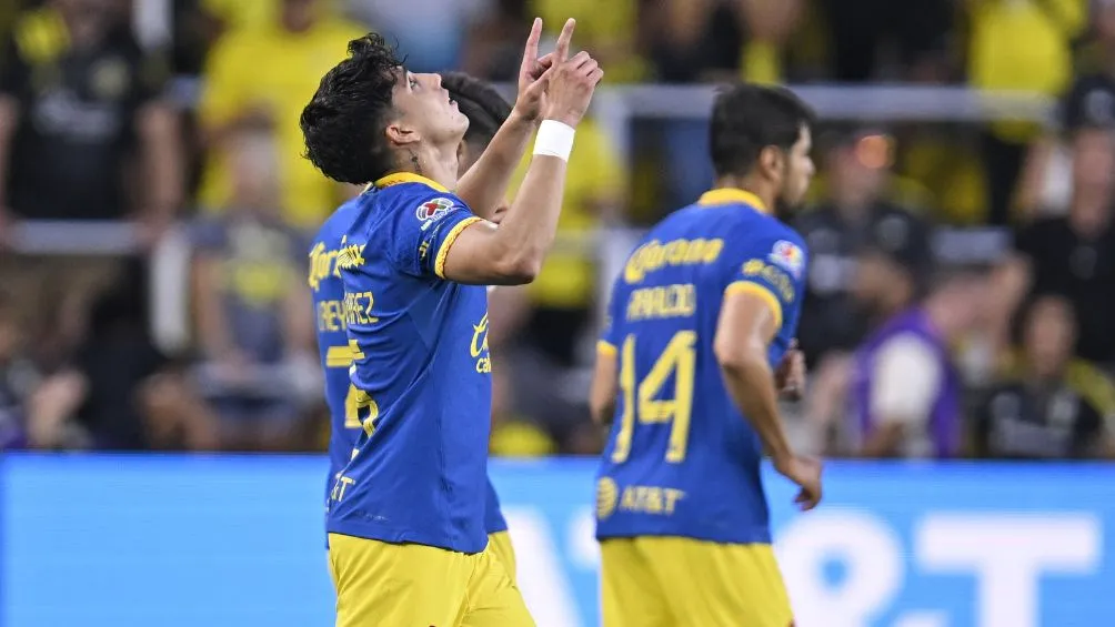Kevin Álvarez celebra el primer gol de las Águilas