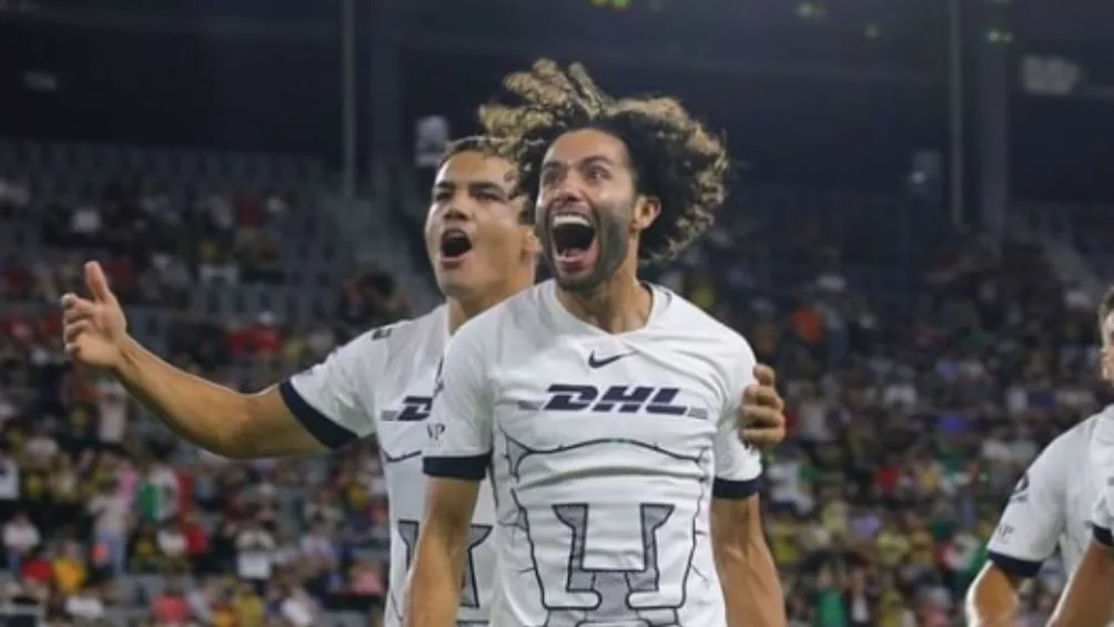 Huerta celebrando gol ante el DC United