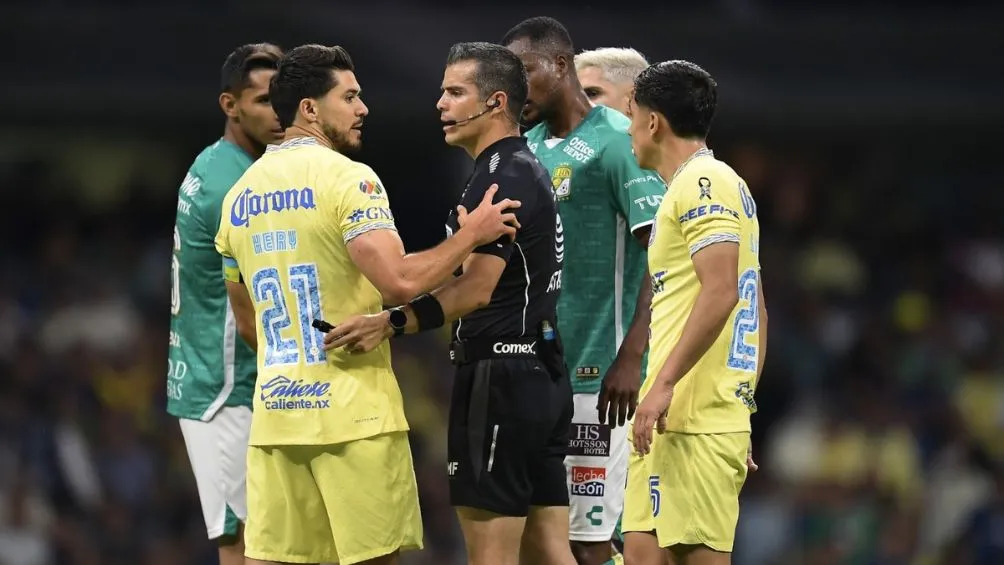 Este fue el último juego de arbitró Hernández