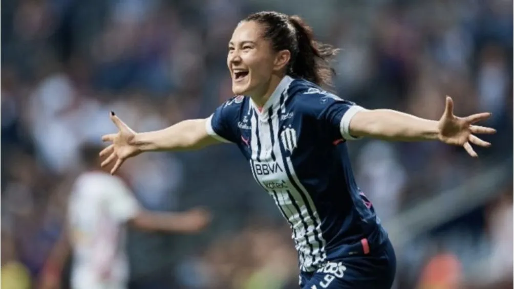 La delantera mexicana durante su paso por Rayadas