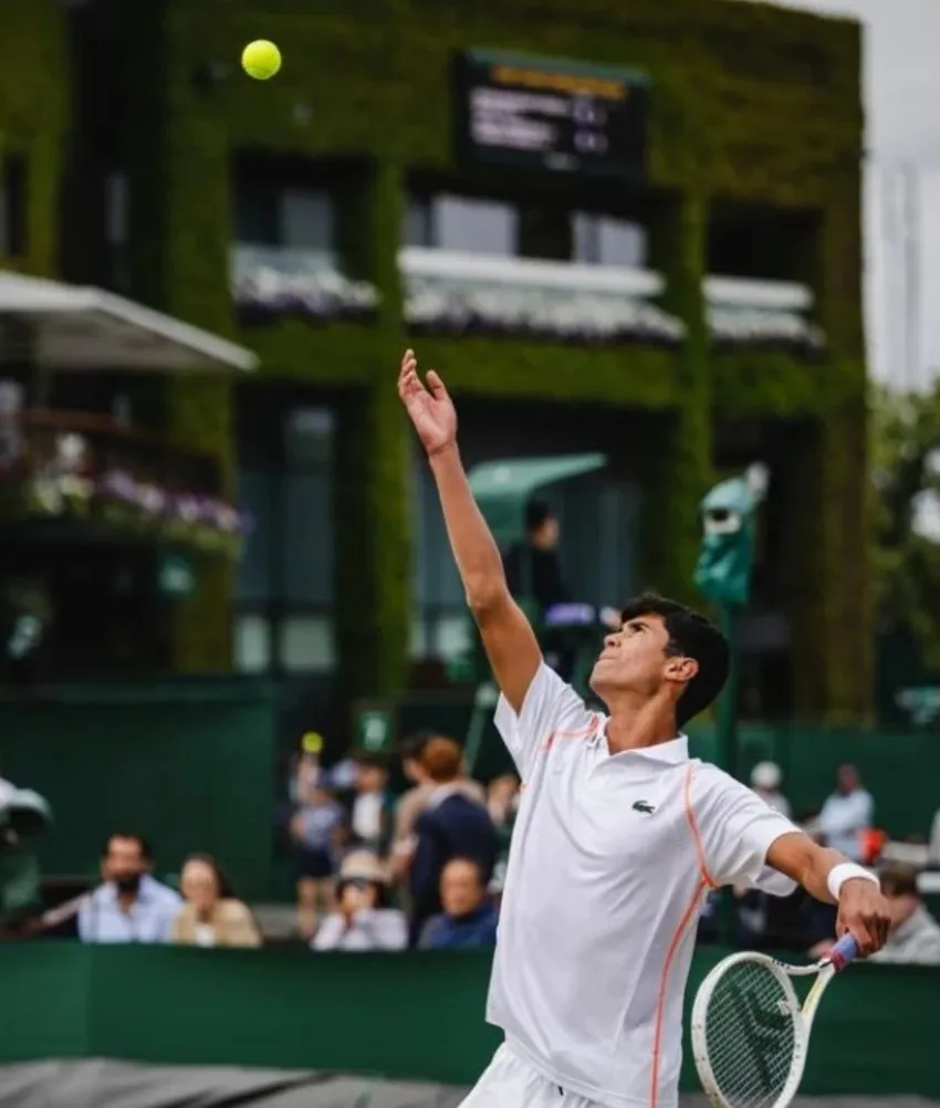 @rodri_pachecoo Pacheco, tenista juvenil mexicano