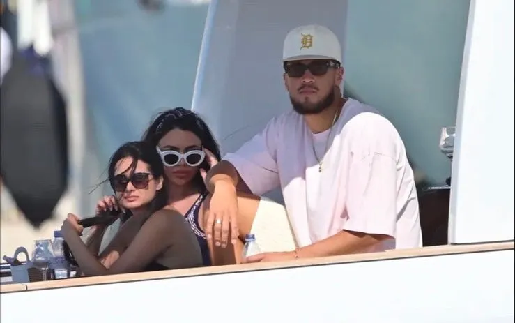 Booker disfrutando sus vacaciones