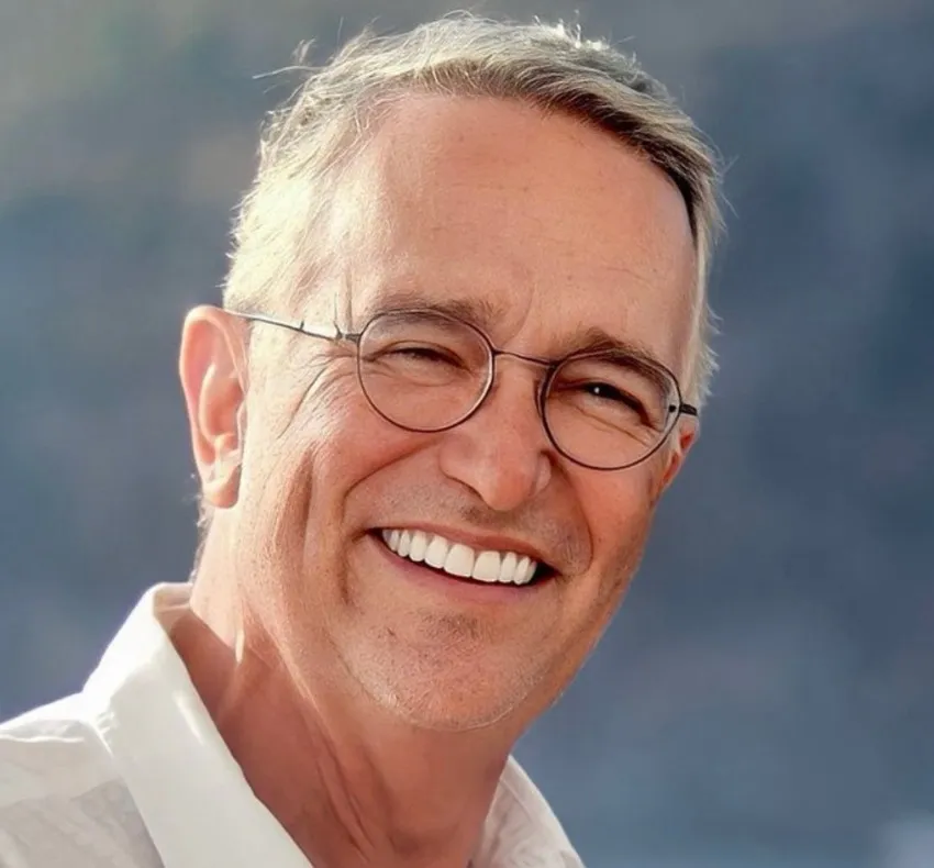 Salinas Pliego de vacaciones